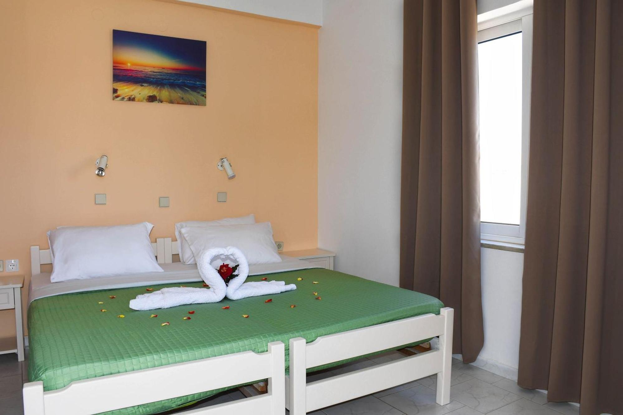 Litinas Apartments With Pool Agia Marina المظهر الخارجي الصورة