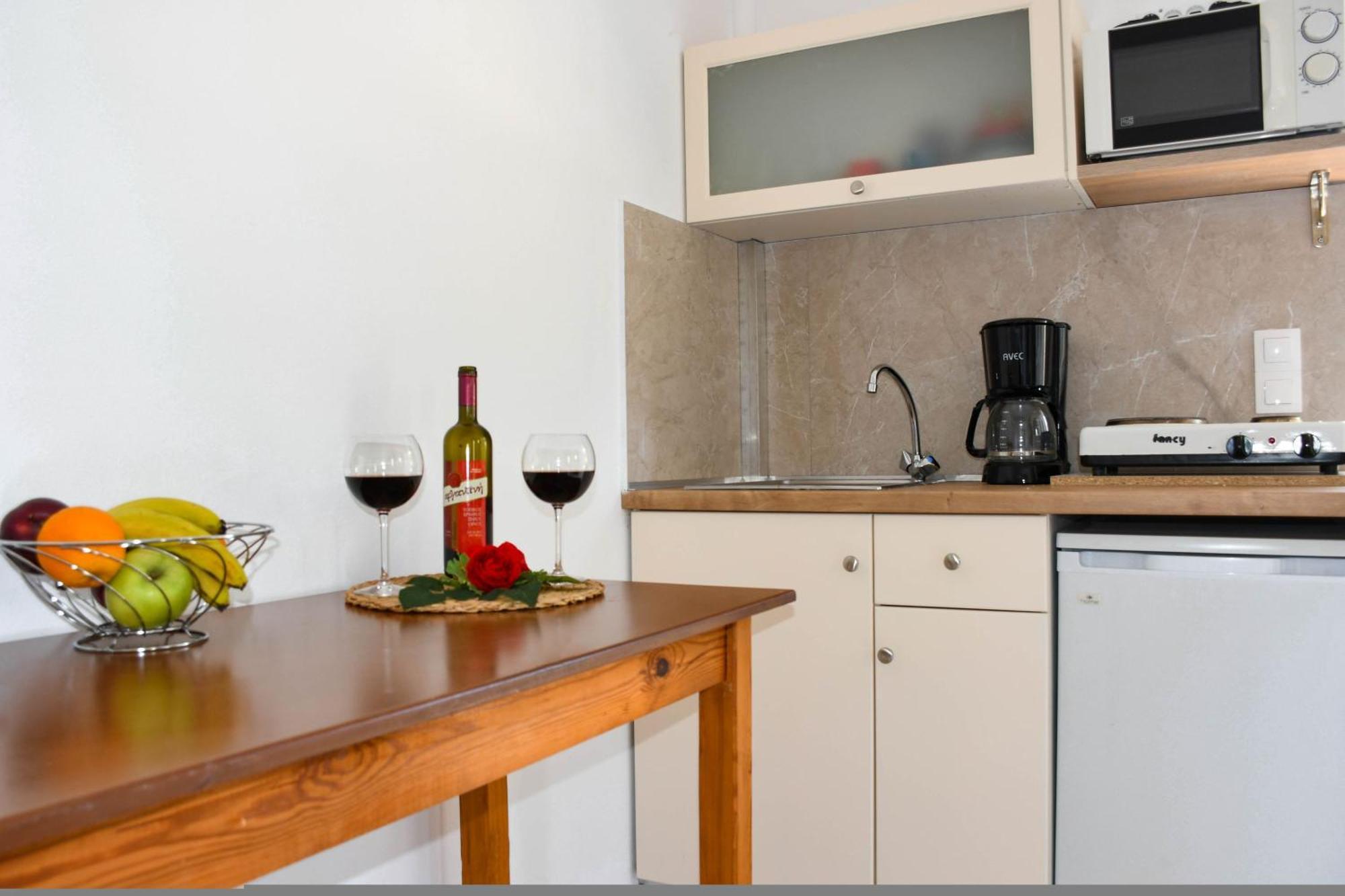 Litinas Apartments With Pool Agia Marina المظهر الخارجي الصورة