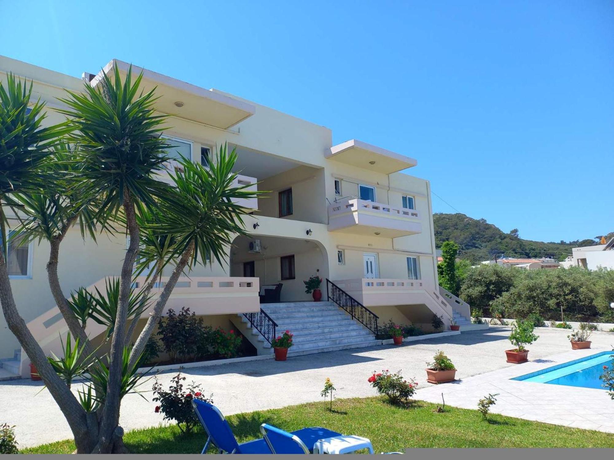 Litinas Apartments With Pool Agia Marina المظهر الخارجي الصورة