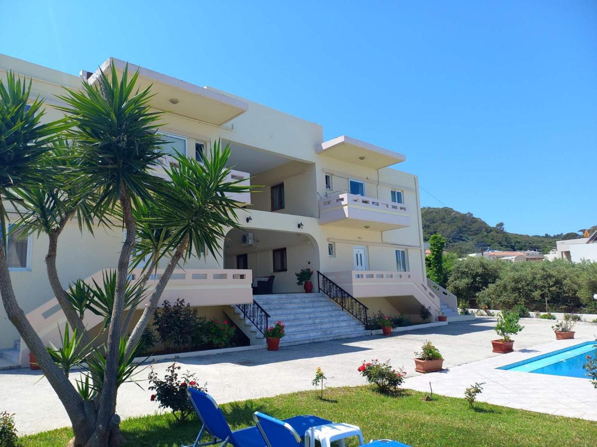 Litinas Apartments With Pool Agia Marina المظهر الخارجي الصورة